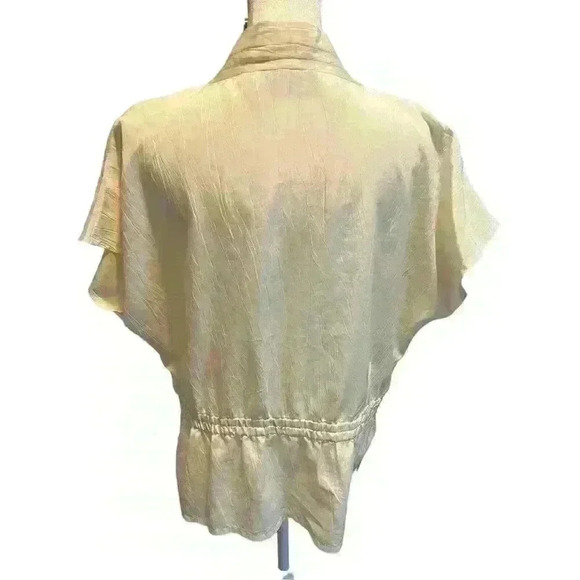 Chaus Women's Size 14 Wrap Blouse Style Top White Short Sleeve 2 Buttons - Picture 5 of 9